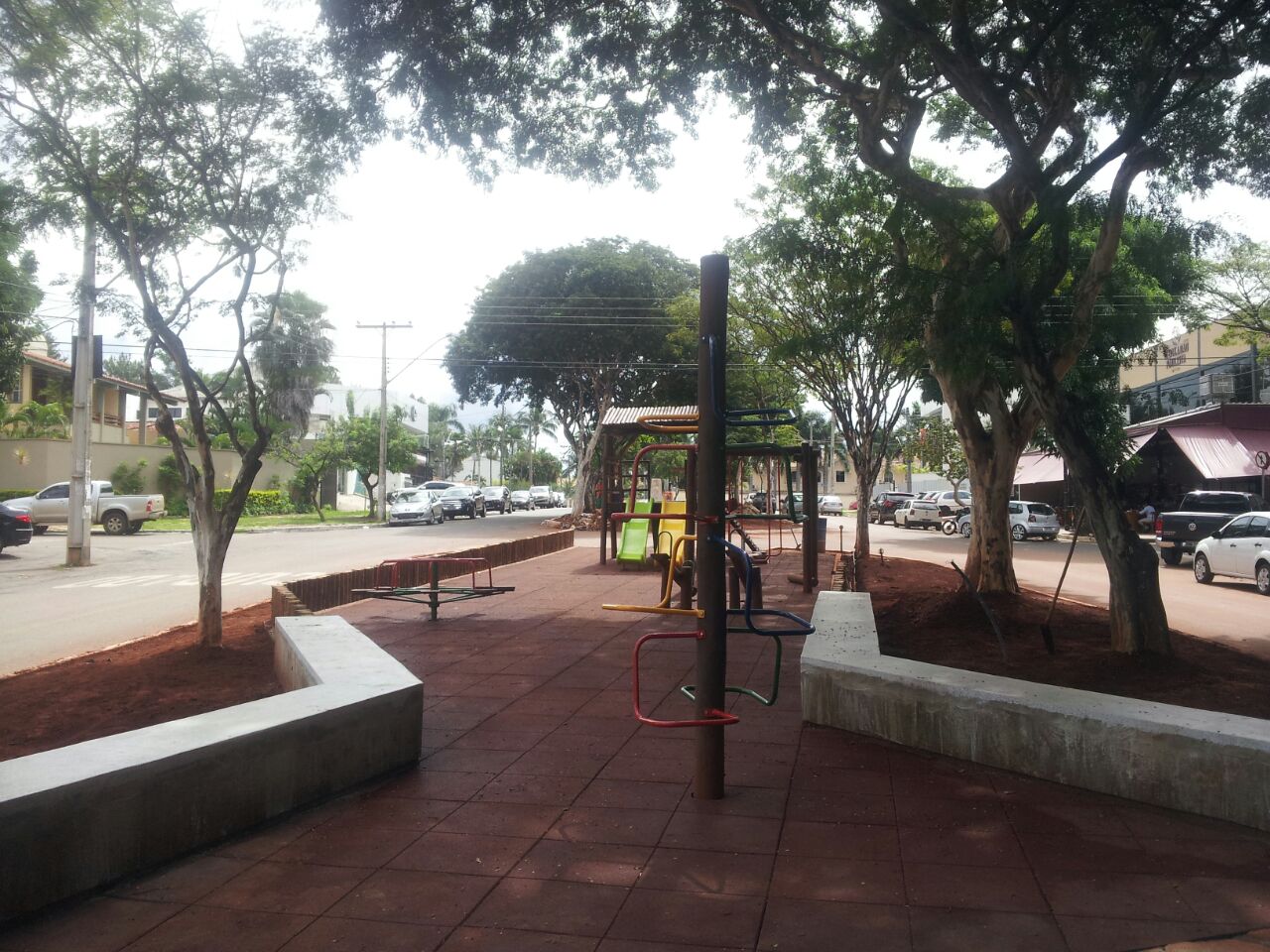 2Praca-Publica-Goiania-23