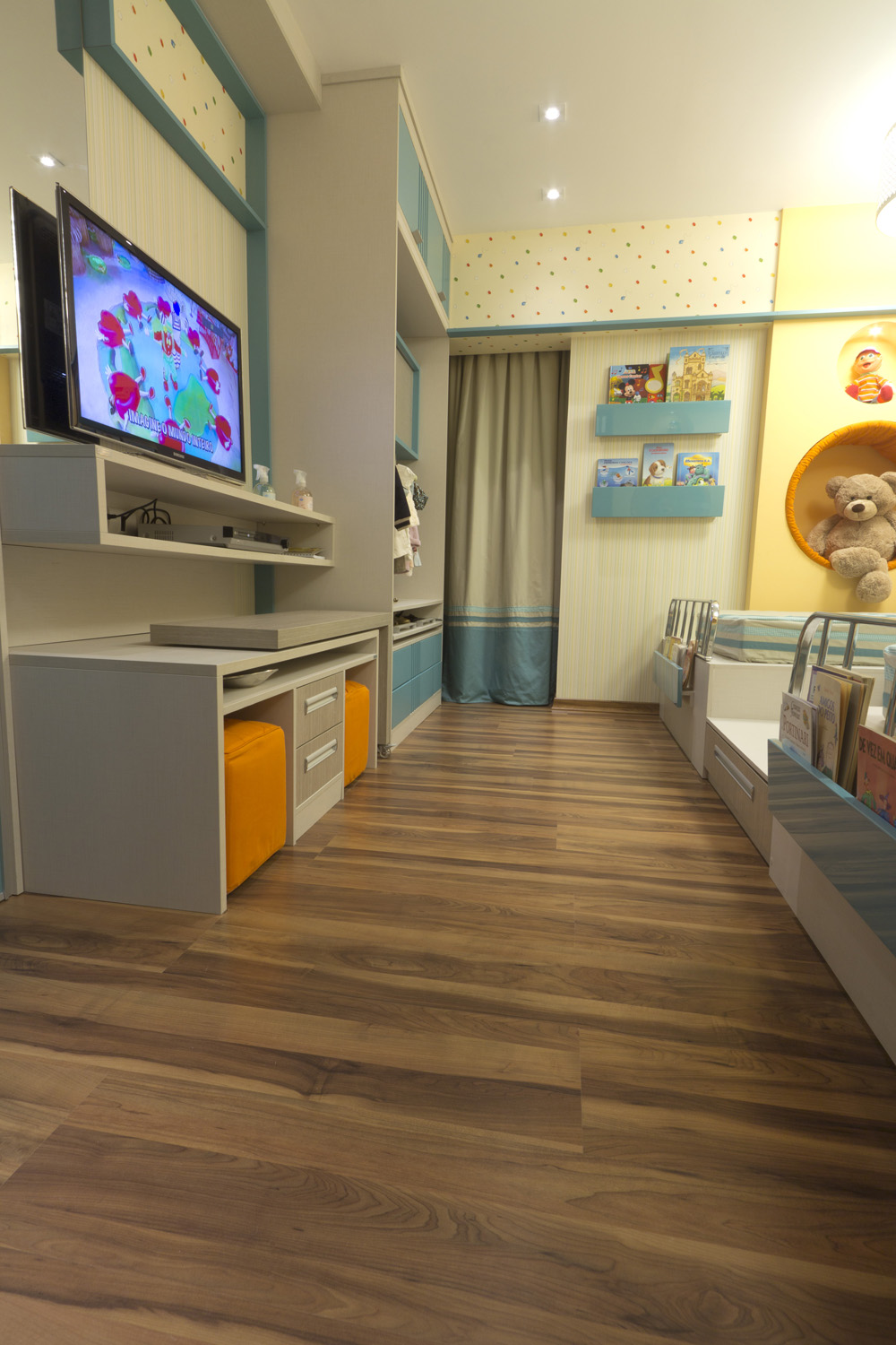 Quartos de criança decorados com piso laminado
