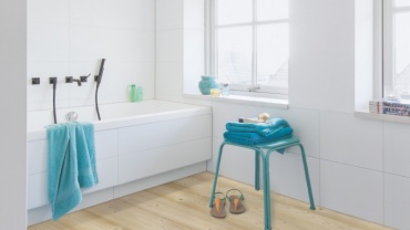 PISO LAMINADOS: LAVABO E NA COZINHA