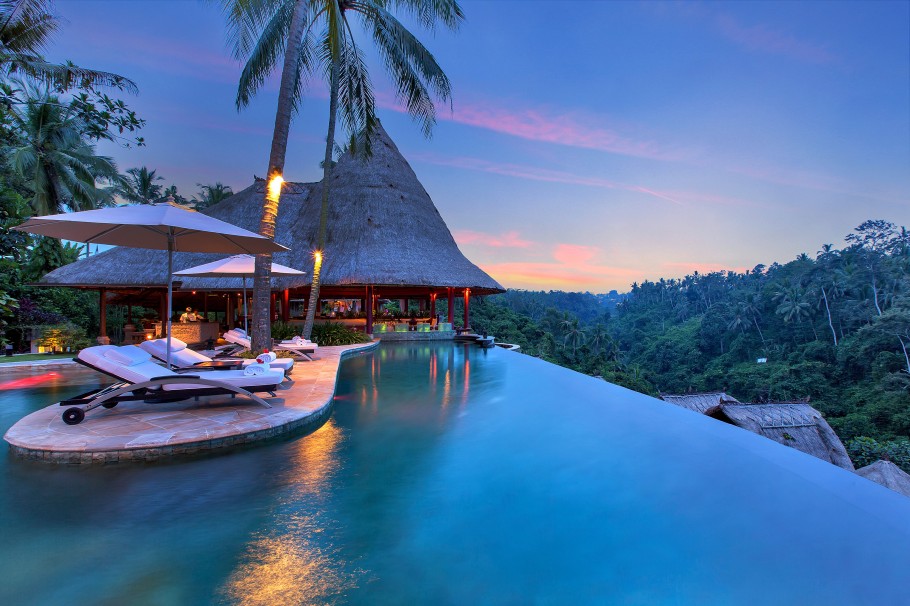 10 hotéis com as piscinas mais incríveis do mundo