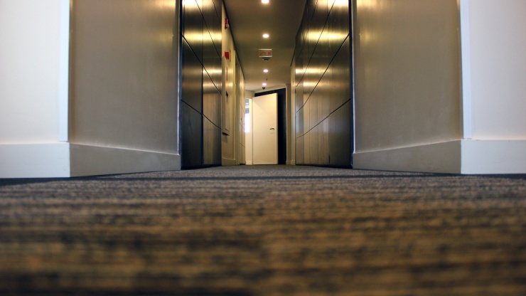 Ateliê fornece e instala carpete exclusivo em hotel de São Paulo